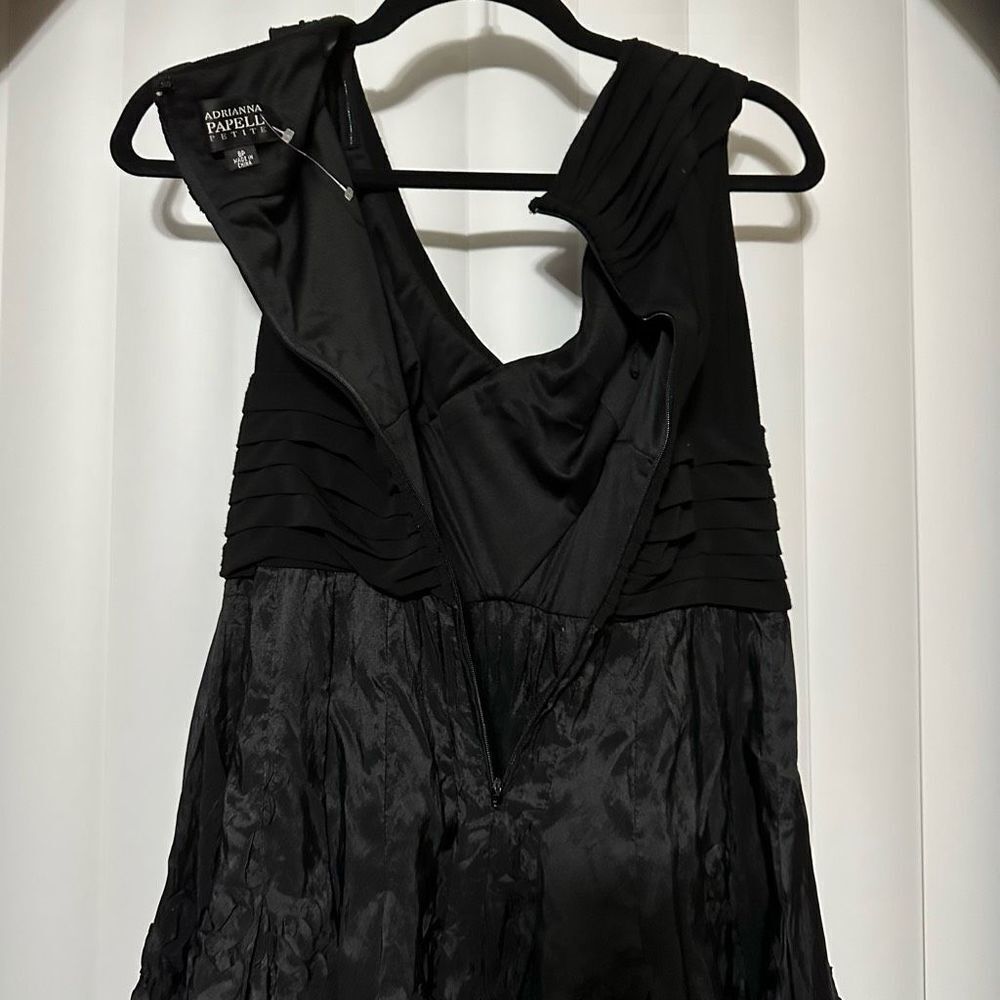 Adrianna Papell black formal midi v-neck formal dress, fit & flare , zippered ba - Picture 12 of 13